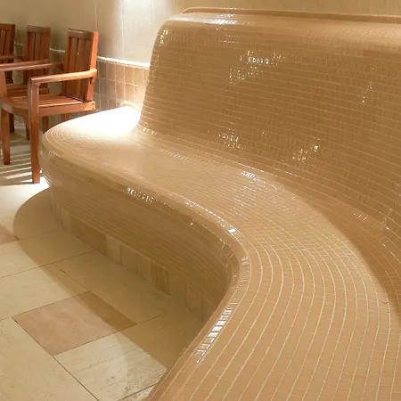 מלון Oereg Miskolcz