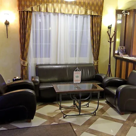 מלון Oereg Miskolcz 4*