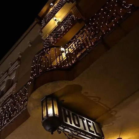 מלון Oereg Miskolcz 4*