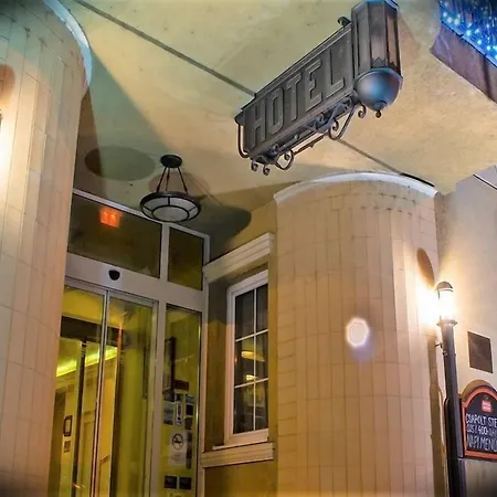 מלון Oereg Miskolcz 4*