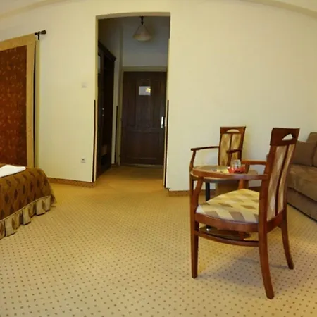 מלון Oereg Miskolcz